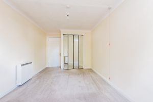 Bedroom- click for photo gallery